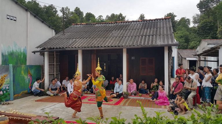 Làng Văn hóa – Du lịch Khmer tỉnh Trà Vinh